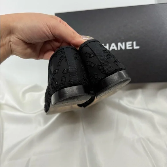 Chanel Black CC Perforated Mesh with Grosgrain Ballet Flats - 36C - Picture 5 of 12